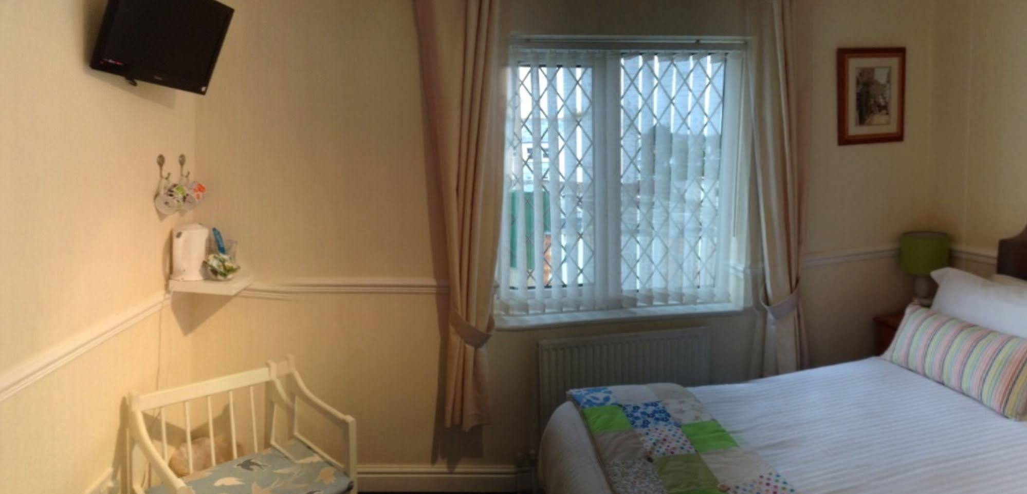 Green Apple Bed And Breakfast St Ives Exterior photo