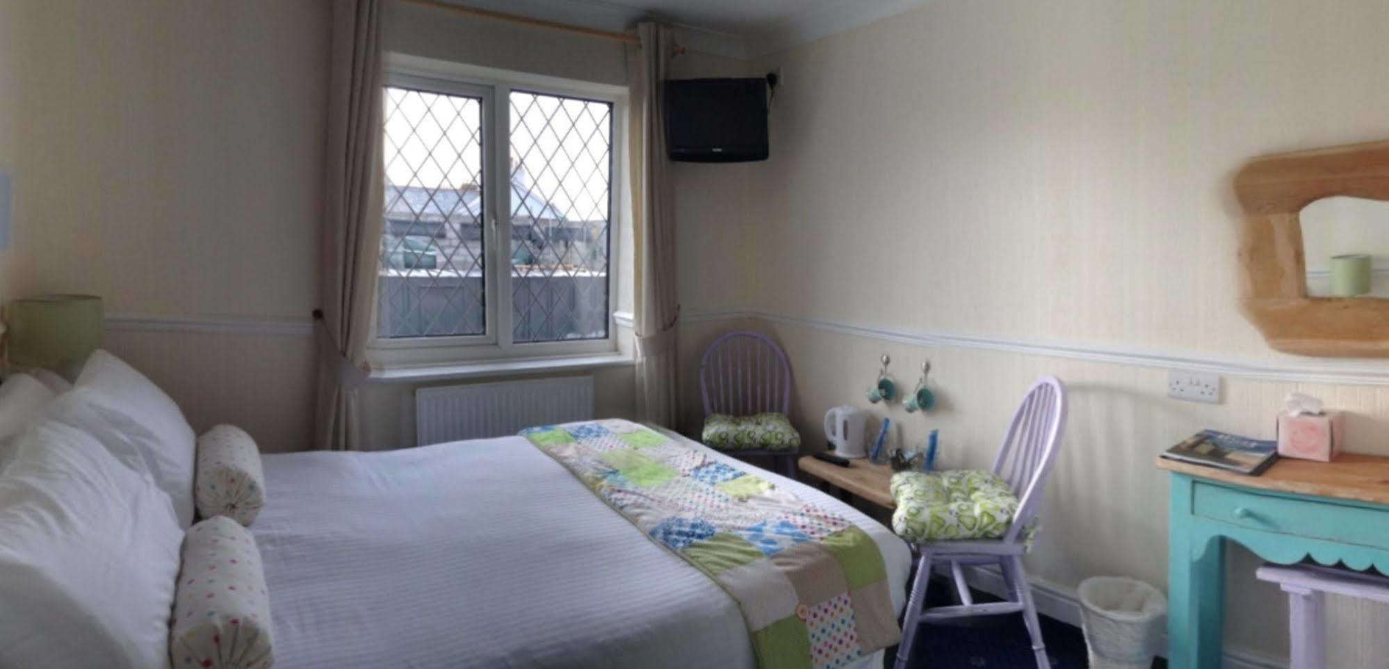Green Apple Bed And Breakfast St Ives Exterior photo